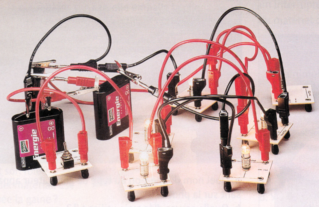 Pour représenter plus lisiblement les circuits électriques on réalise